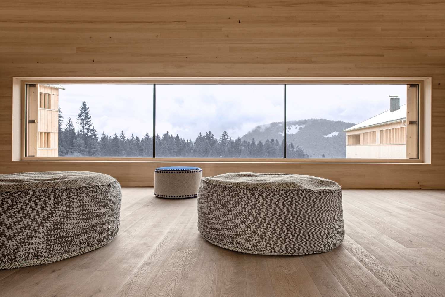 A Hotel in the Landscape